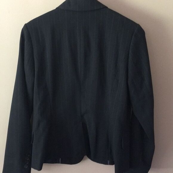 Women's H&M Pinstripe Blazer Size Large - Picture 4 of 5